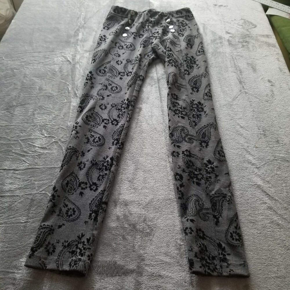 Ashley by 26 International Womens Medium Leggings Paisley Gray Black